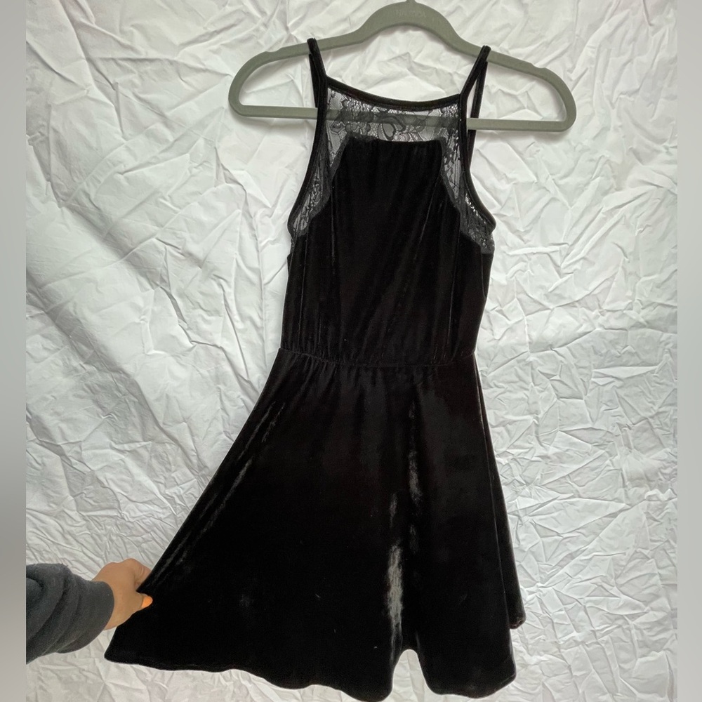 Velvet black dress. Super comfortable and form fitting. Size small